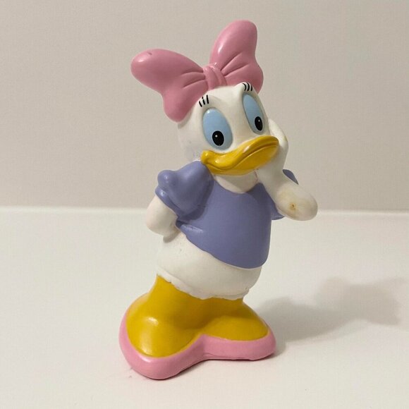Disney Donald Duck and Daisy Vinyl Figure 4.5 and 5 Inch Toys - Picture 13 of 16